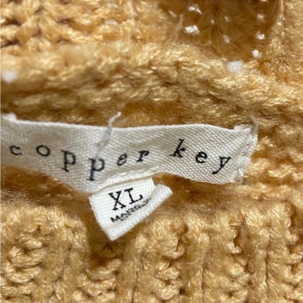 Copper Key Sweater - Picture 3 of 3